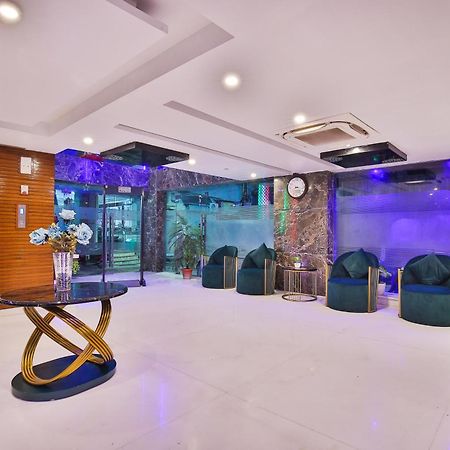乌珀尔国际特里姆客房酒店 新德里 外观 照片
