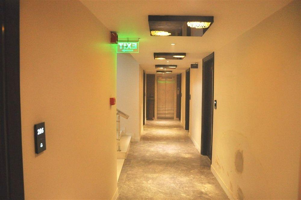 乌珀尔国际特里姆客房酒店 新德里 外观 照片